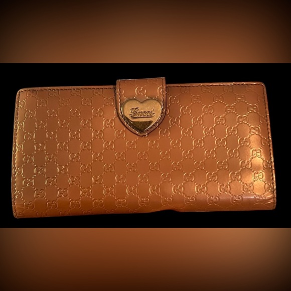 GUCCI Shine Rose Beige Guccissima Patent Leather Wallet - Picture 1 of 16